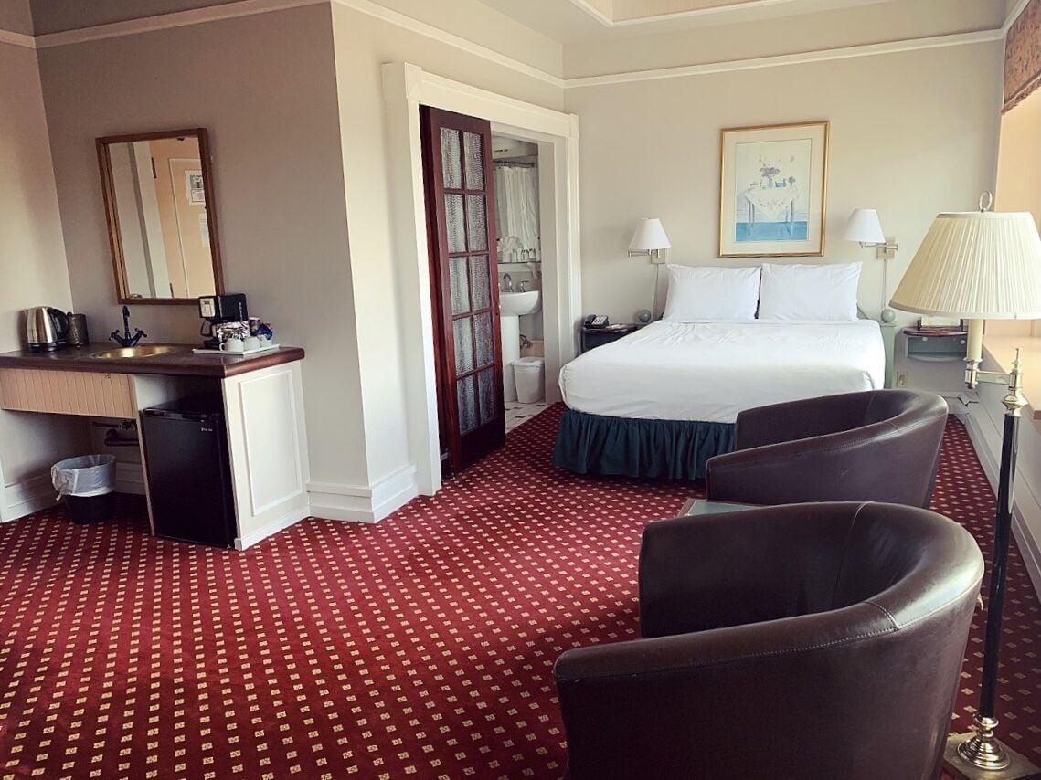 The Bedford Regency Hotel Вікторія Екстер'єр фото