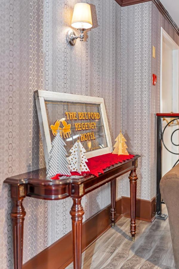 The Bedford Regency Hotel Вікторія Екстер'єр фото