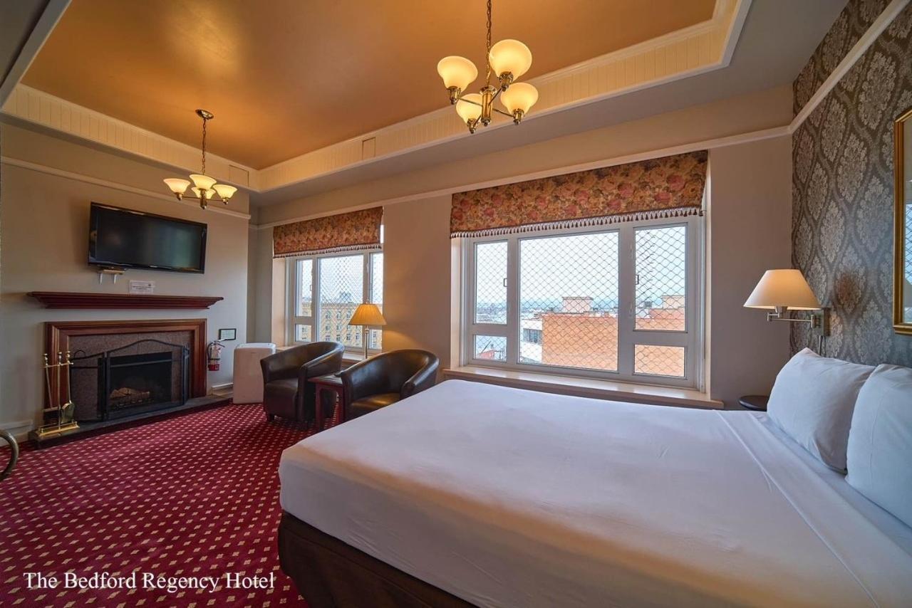 The Bedford Regency Hotel Вікторія Екстер'єр фото