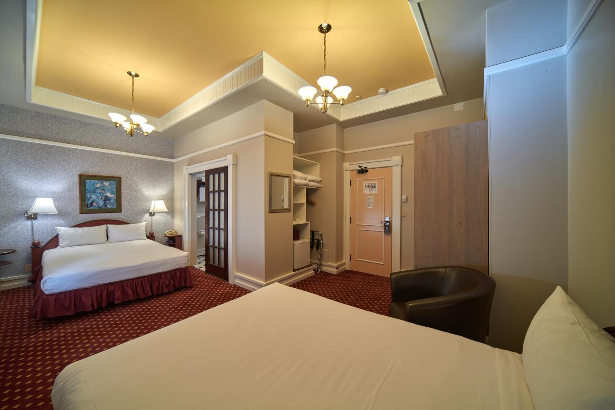 The Bedford Regency Hotel Вікторія Екстер'єр фото