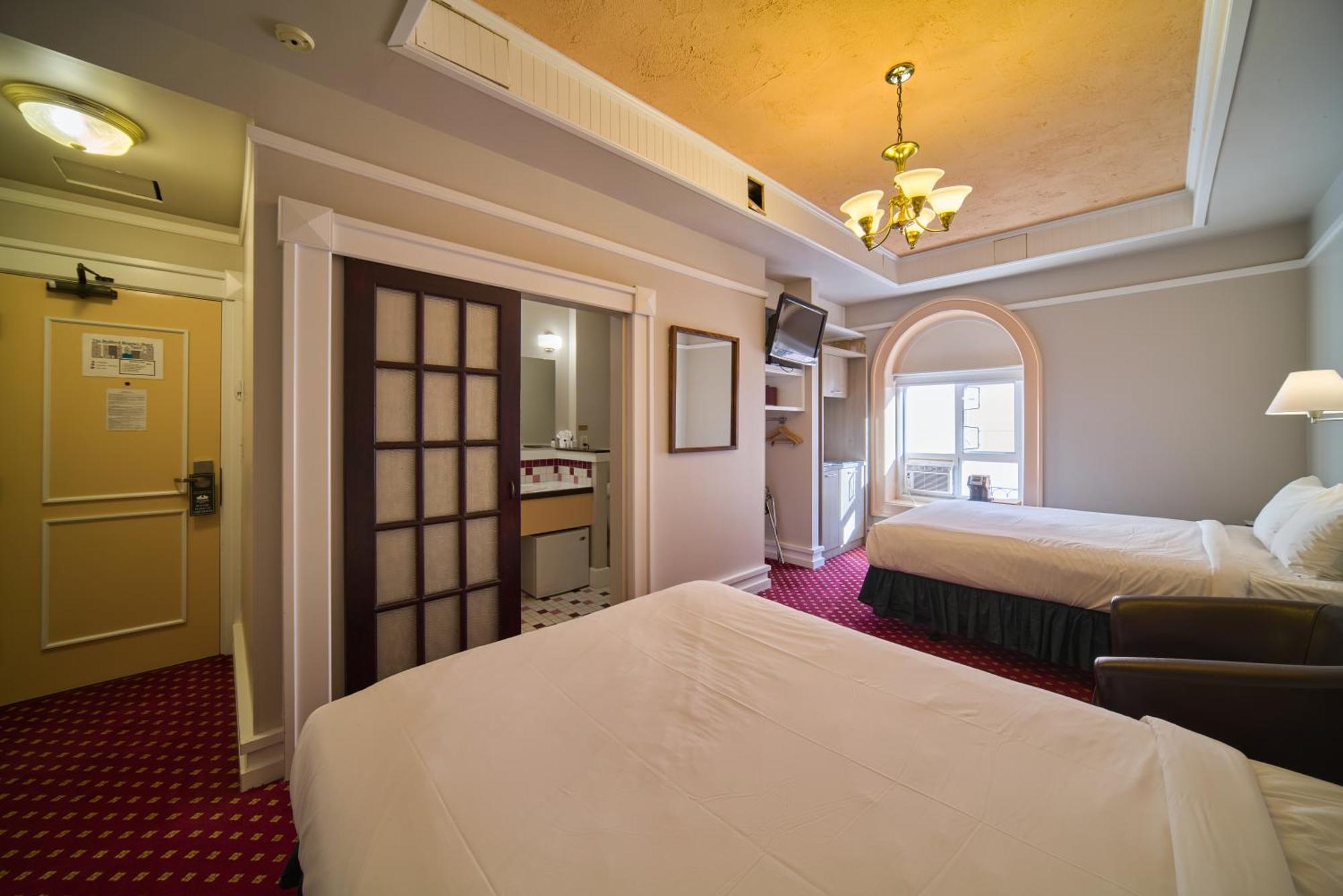 The Bedford Regency Hotel Вікторія Екстер'єр фото